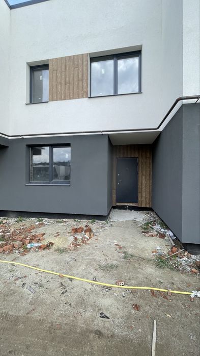 Продаж Таунхаус -555$м кв Крихівці