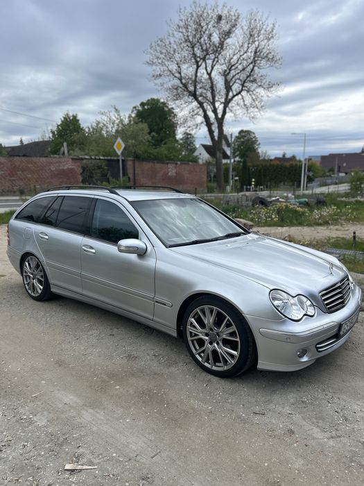 Mercedes C230 w203 kombi 2.5v6 faktury na 10tys Pln