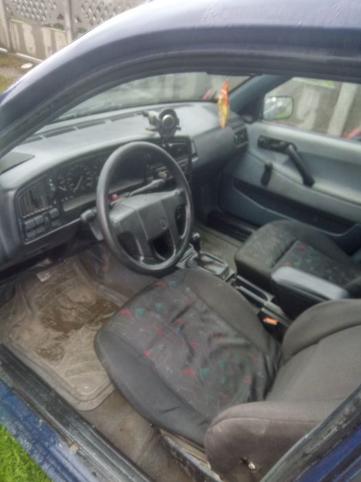 Розбираю Пасат Б-3,Б-4