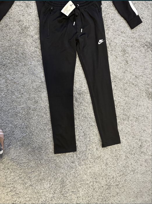 Спортивний костюм