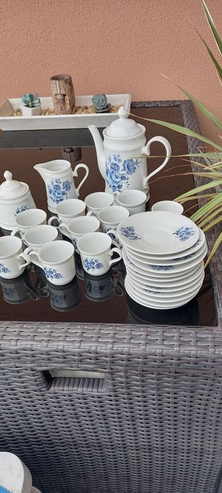 New Coffee Service431665628987402242