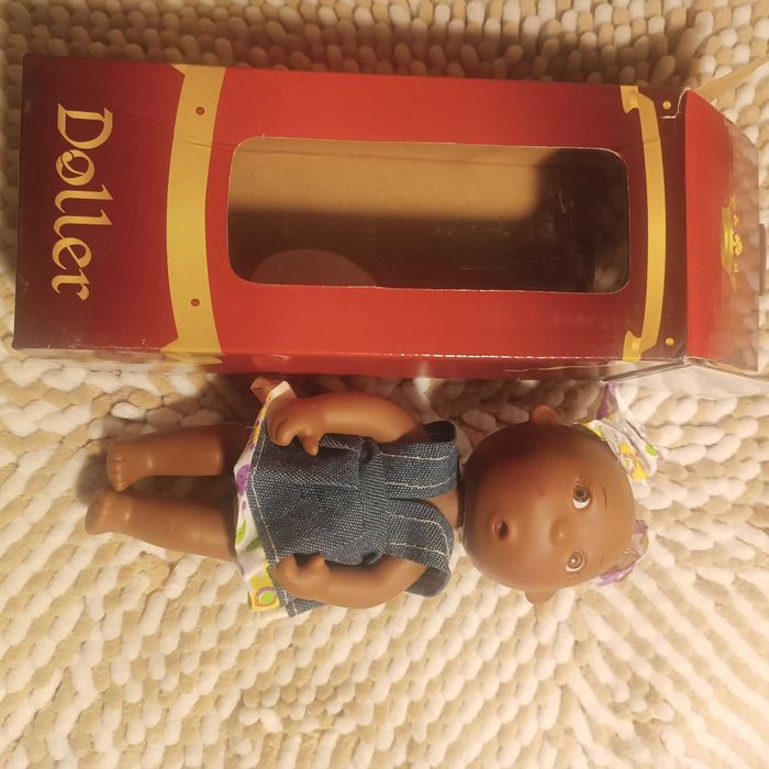 Кукла коллекционная Doller