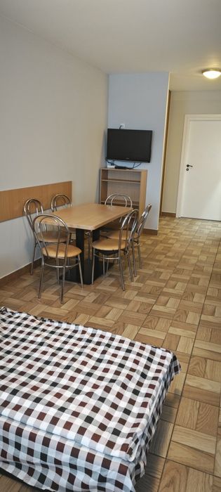 Budynek z mieszkaniami na wynajem . Gotowiec inwestycyjny. - Więcej