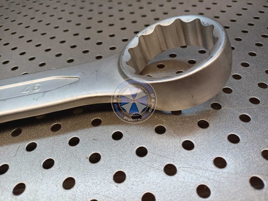 Klucz 46mm CrV  płasko-oczkowy 46mm klucz płaski 46mm satynowany