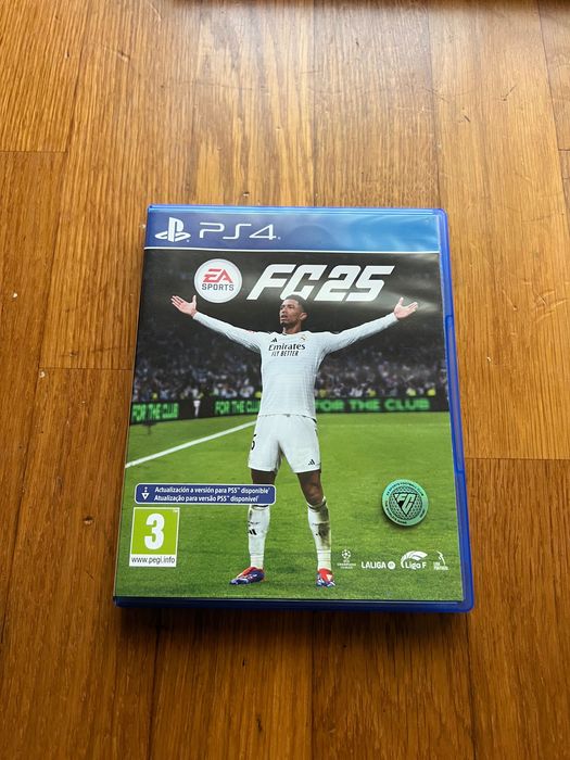 Ps4 Slim 1TB with 2 Games and 1 Controller