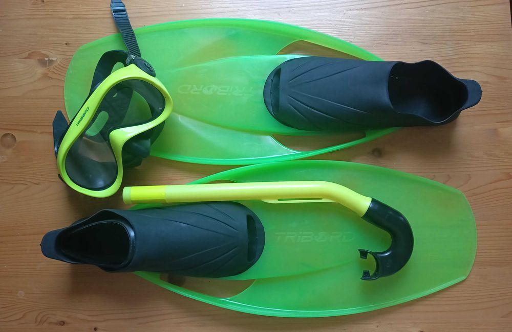 Płetwy do snorkelingu zestaw: płetwy maska fajka Tribord Decathlon