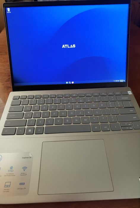 Dell Inspiron 14 5425 / Ryzen 7 5825U / 8GB RAM / 512GB SSD