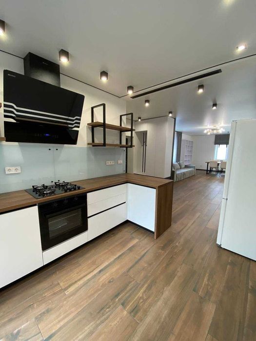 Купите  2этажный 4комнатный дом район Динамо Гагарина Генерала Пушкина