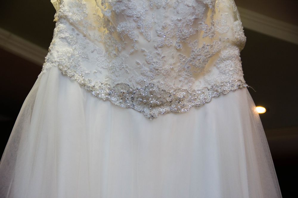 Продається весільна сукня