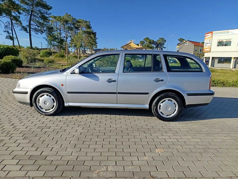 Skoda Octavia Break - Ano 2000 - 1.9 TD