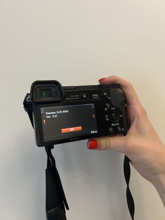 Body Sony a6000  обєктиви 35mm + 4.18-105 mm
