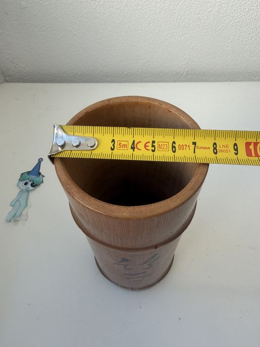 Porta-canetas em bambu ou vaso de flores