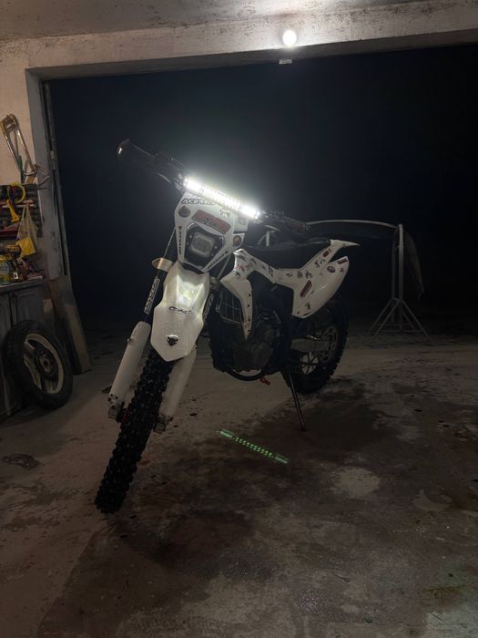Продам бсє m5 стан 8/10