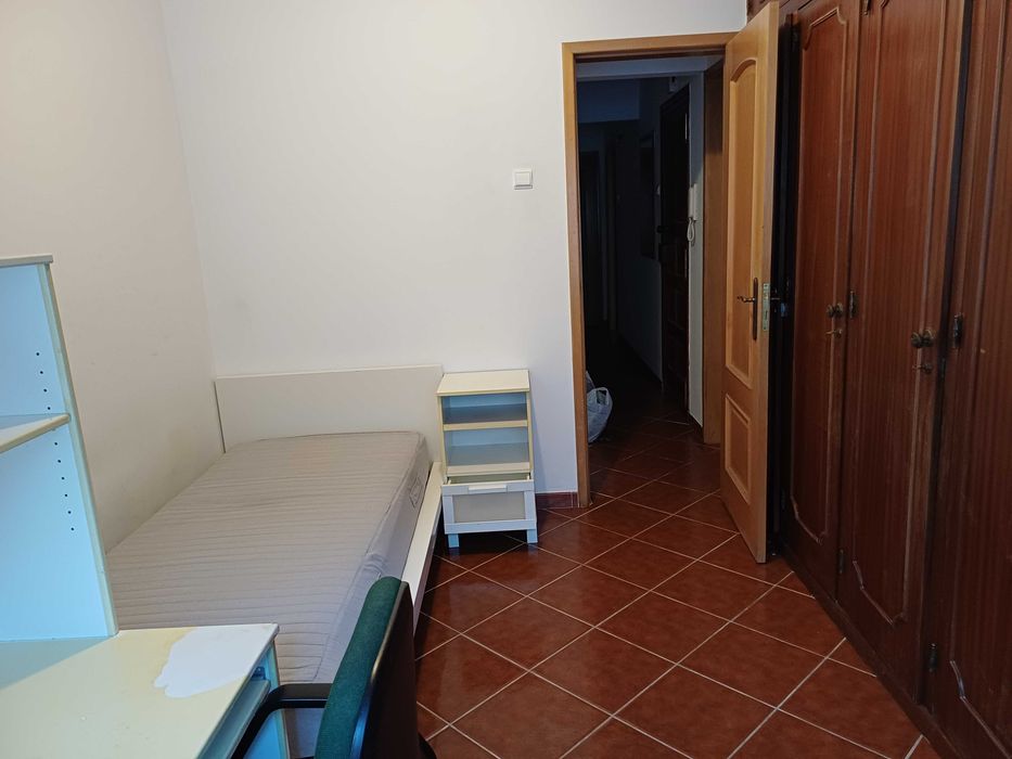Quarto em Moscavide