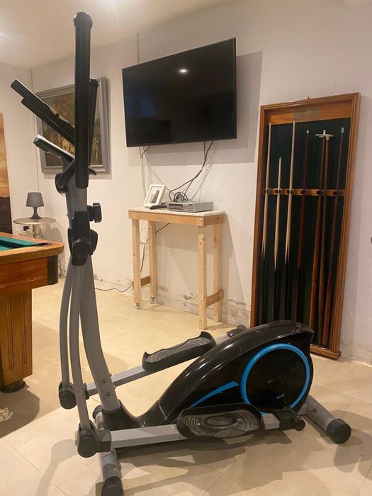 Bicicleta Elíptica em ótimo estado