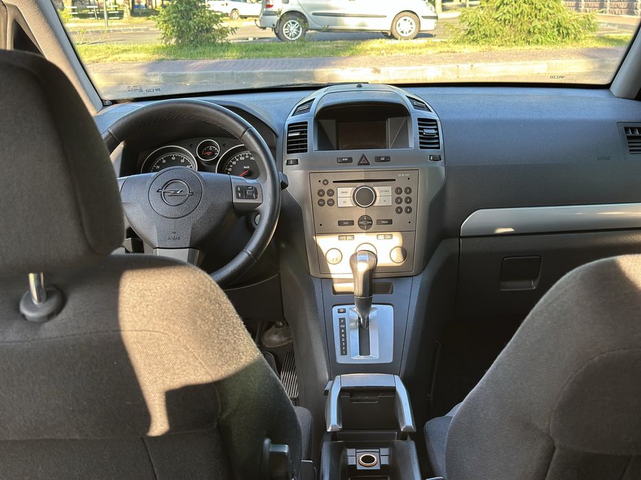 Opel zafira Avtomat 5500уо