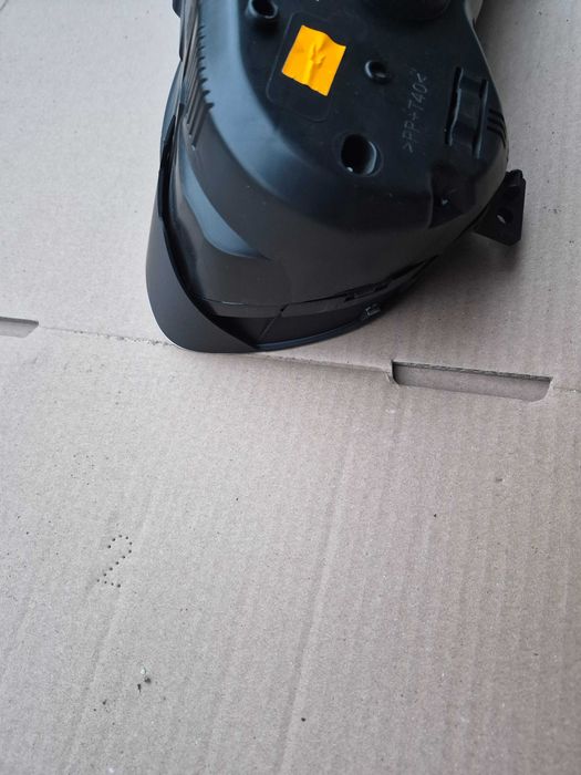 Licznik zegary 1.6 Ecoboost manual FOCUS MK3 197 tyś km europa