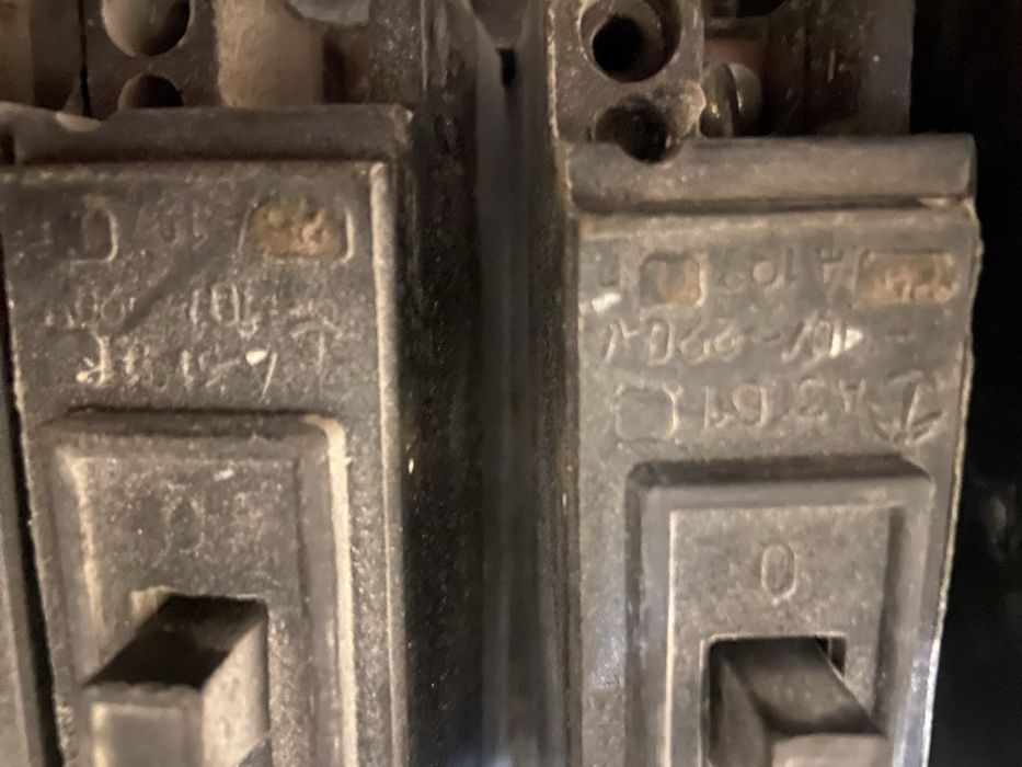 Автоматичний вимикач А3161, А3163 ціна за ВСЕ