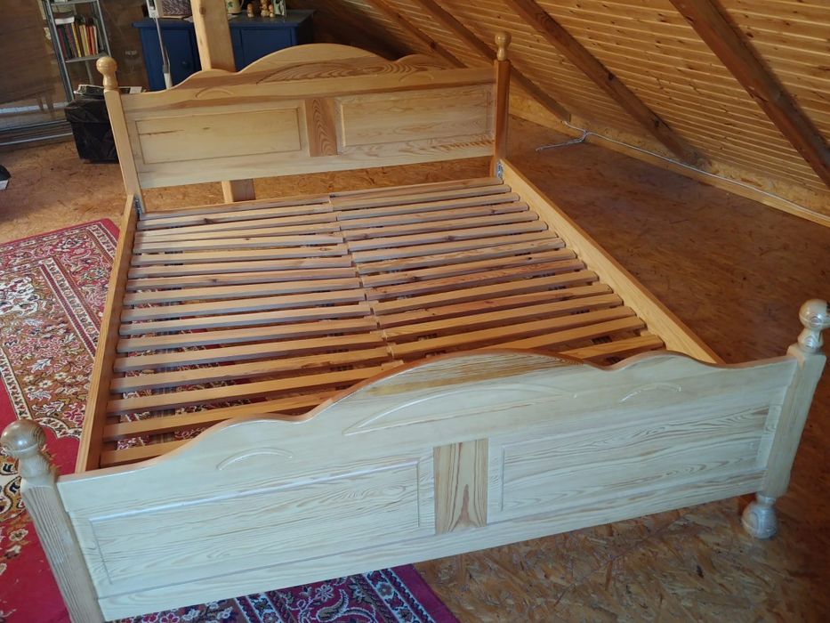 Duże łóżko dwuosobowe + stelaż 160x200 cm