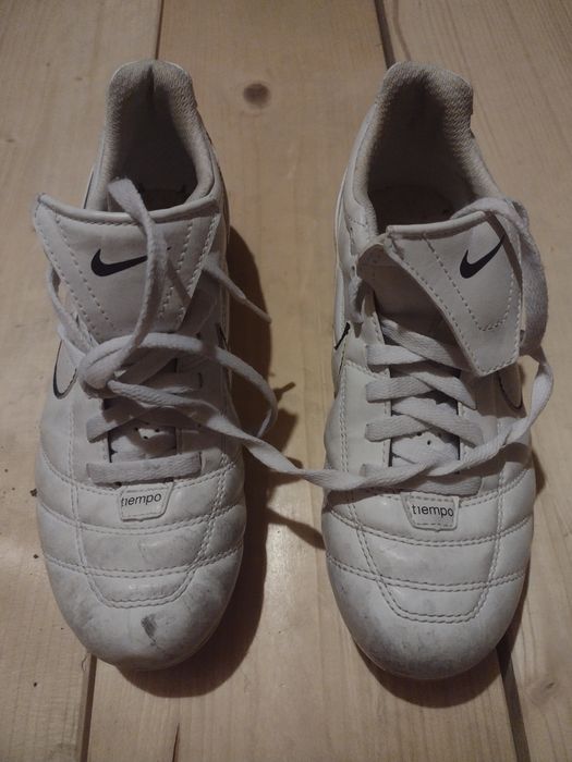 Buty piłkarskie korki Nike rozm 39