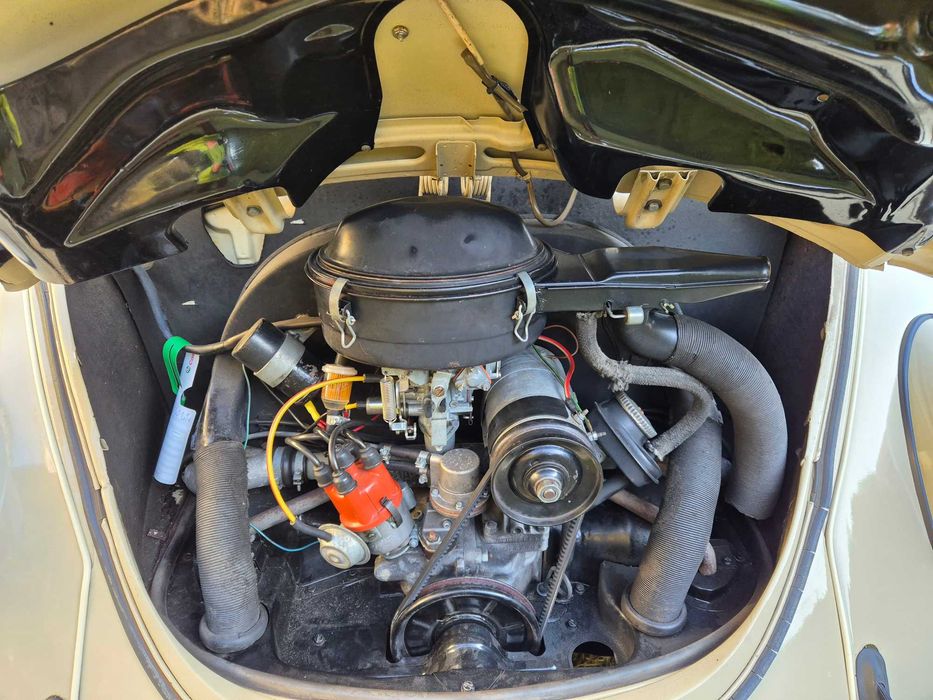 VW Garbus 1300 1972r. Oryginał bez przeróbek Stan idealny Książki serwisowe