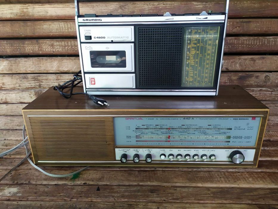 Ретро колекційні радіоприймачі