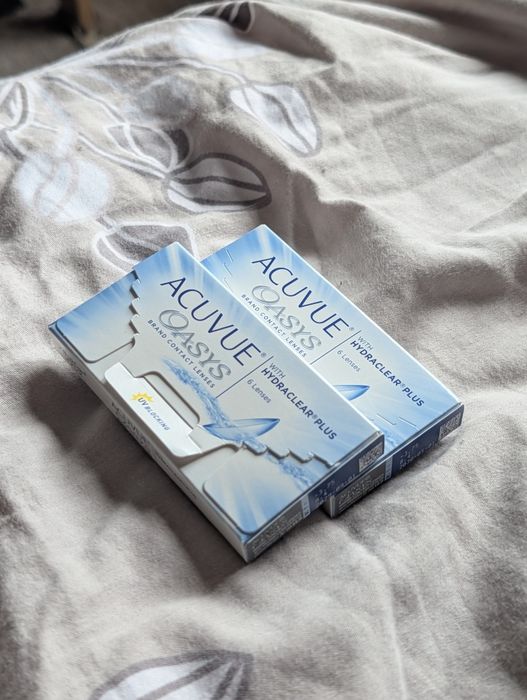 Soczewki kontaktowe 2-tygodniowe Acuvue Oasys Hydraclear Plus 10 sztuk korekta -3.75