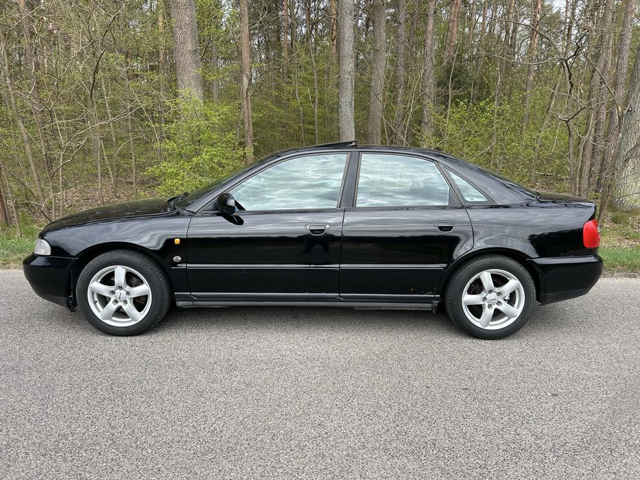 Audi A4 B5 1.8 benzyna POLECAM ZAPRASZAM