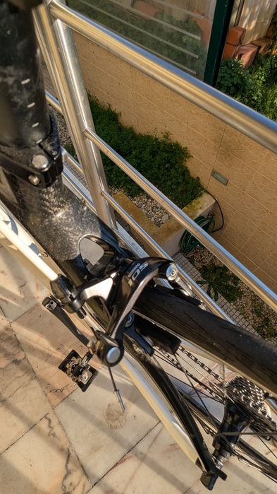Bicicleta Estrada Carbono "Gios" - Tam M (1.75m) - Como Nova