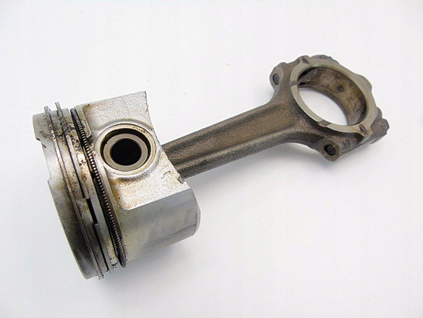 Tłok Korbowód 1.2 8V Punto 2 Panda Palio Ypsilon Strada 7768966