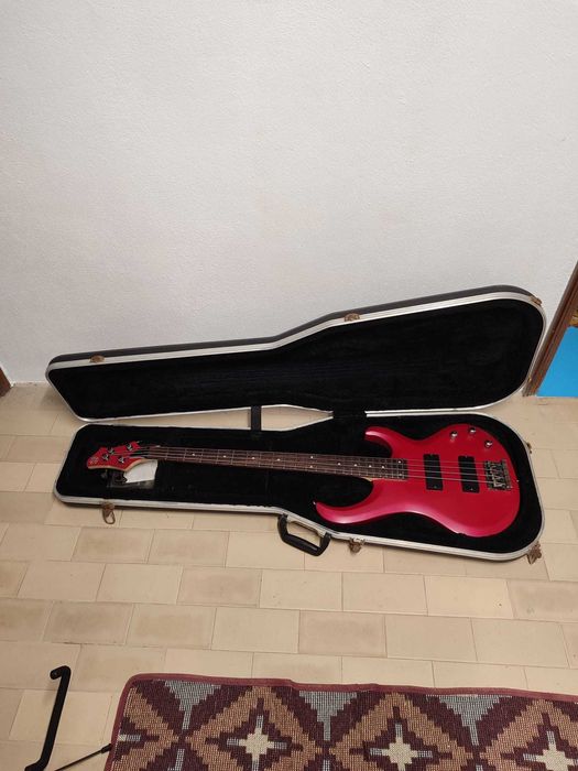 Ibanez BTB + flightcase