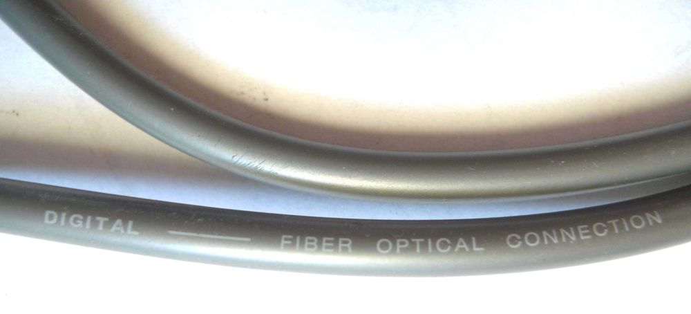 Kabel optyczny Tech+Link 1m do konsoli TV Pc SAT Blu-ray soundbar