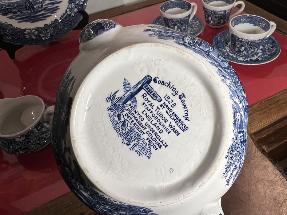 Serviço de Chá Inglês - Royal Tudor Ware