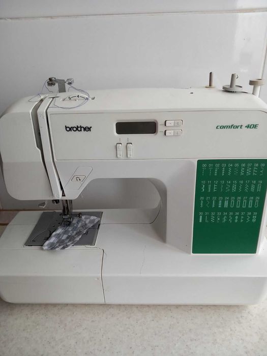 Швейна машинка Brother Industries