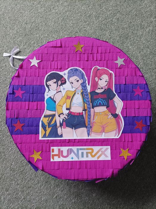 Piniata Kpop Łowczynie Demonów