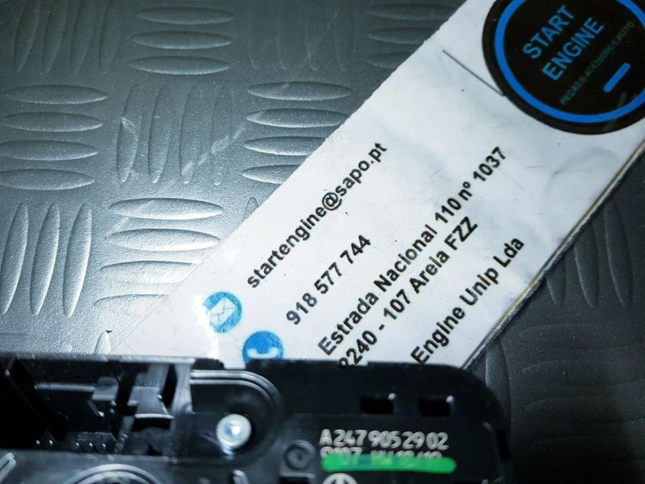 Interruptor Botão luz e travão estacionamento Mercedes CLA C118 W118