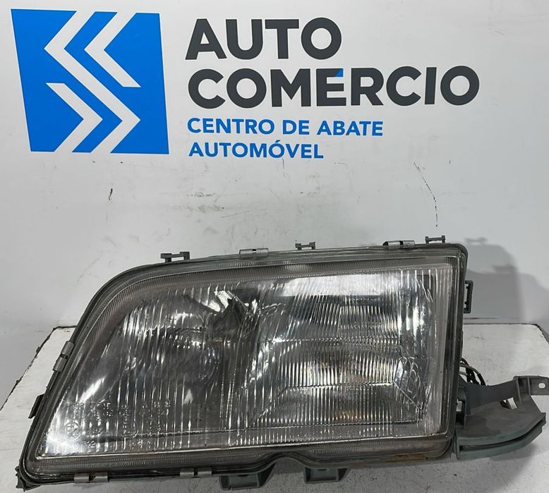 OTICA ESQUERDA MERCEDES-BENZ CLASS -C (W202)  [93-00]