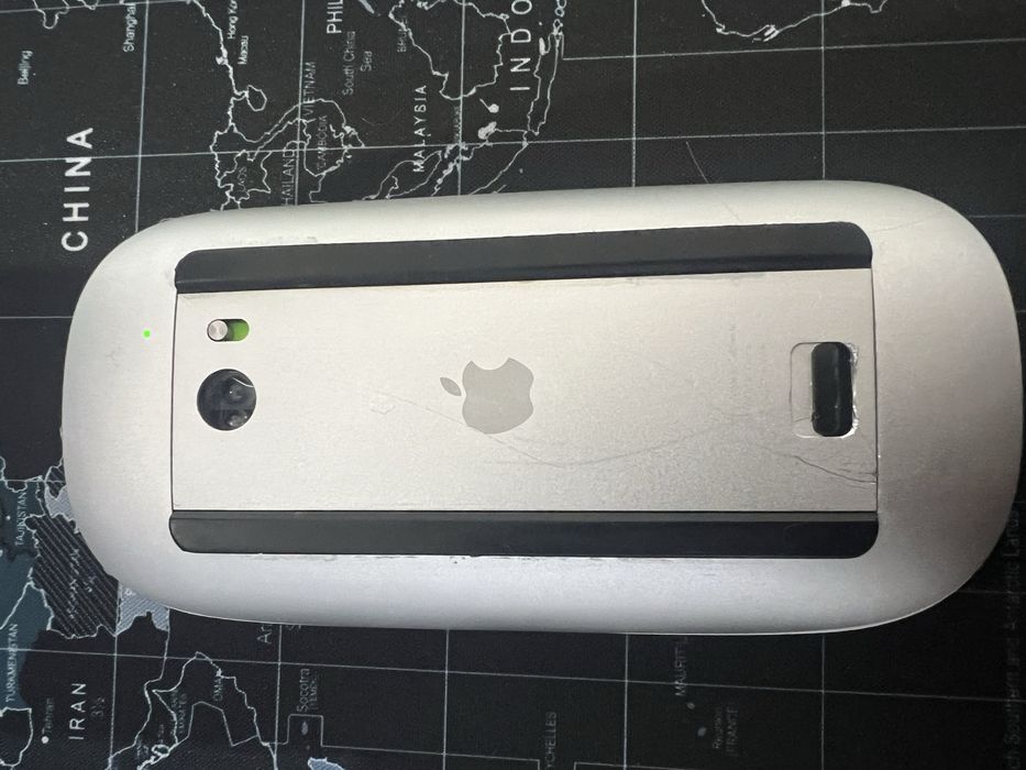 Mysz Apple Magic Mouse (zasilana bateriami AA)