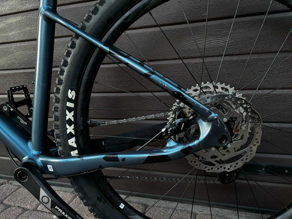 Giant Fathom 2 rocznik 2022  rozmiar  L   29'' Hardtail   rower górski