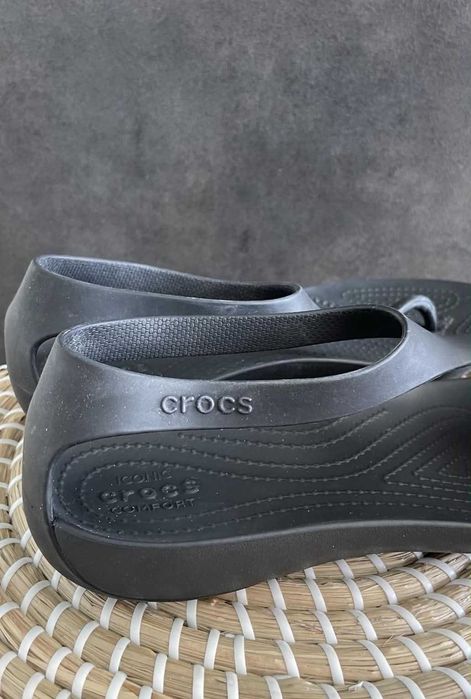 Crocs japonki serena flip black W8 38/39