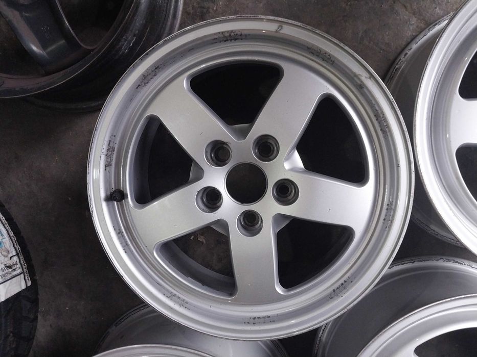 R 16   5*112   7 j   ET 35   dia 57.1. Ціна комплекту 8800.