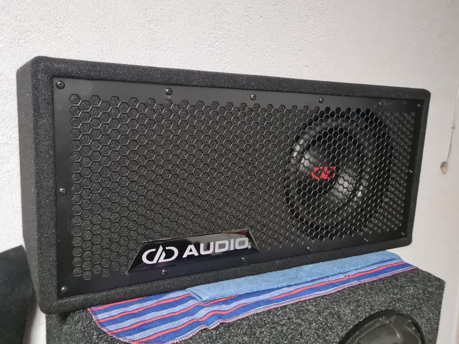 Skrzynia basowa DD Audio LM208.1