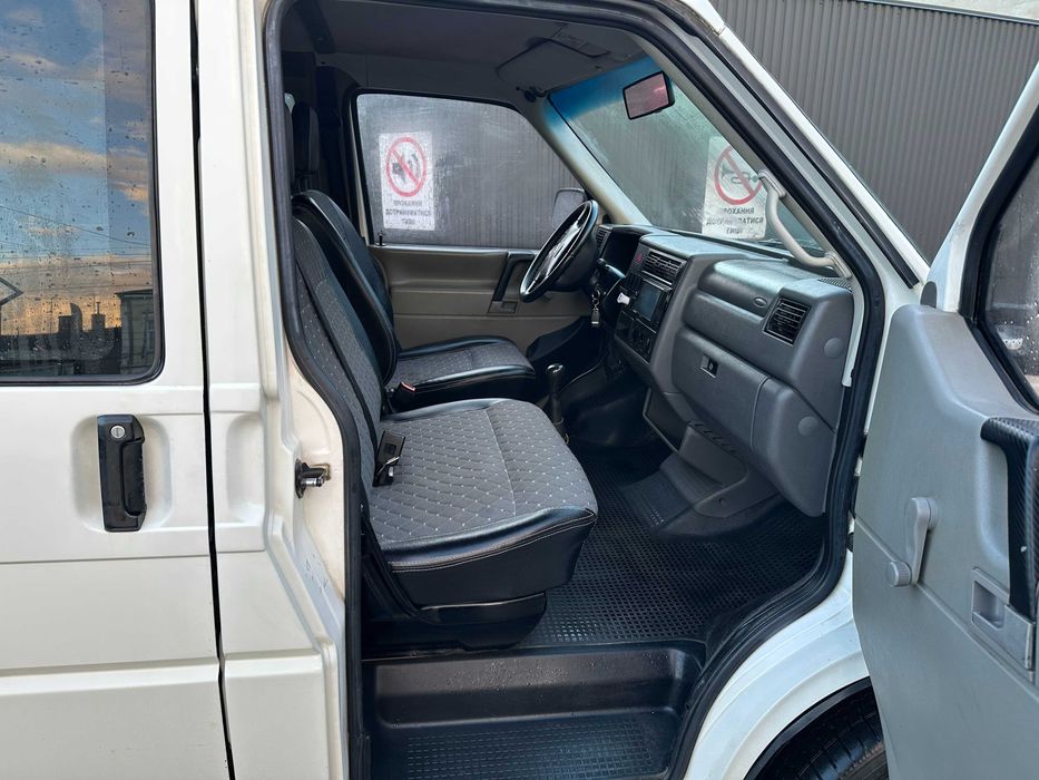 Volkswagen Transporter 1999 IV покоління (FL)/T4  •  LR 1.9D MT