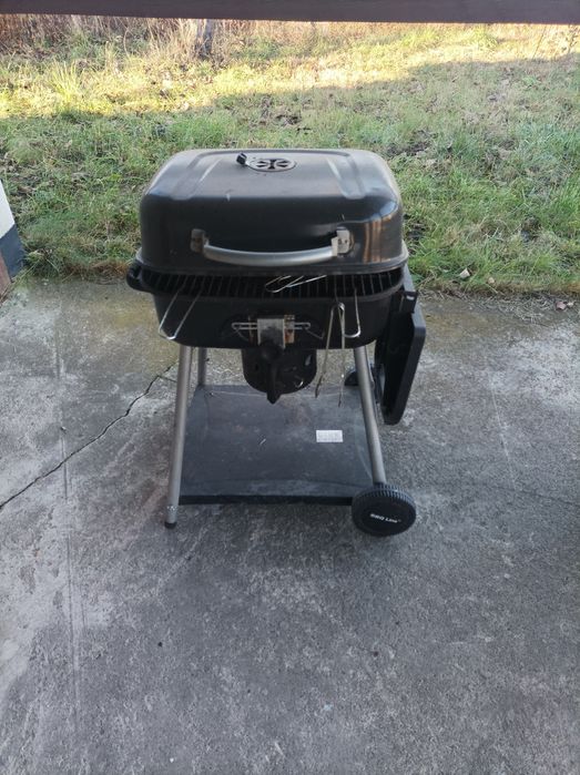 Grill duży.     ..