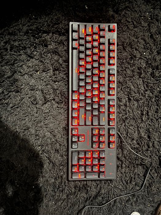 Teclado gamer Volcano