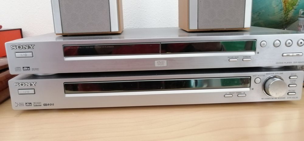 Home cinema da Sony com subwoofer, DVD.