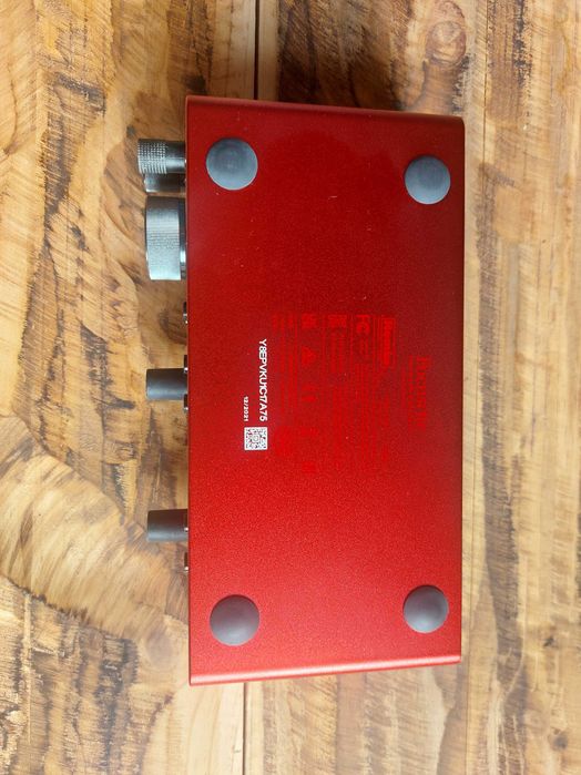 Focusrite Scarlett 2i2