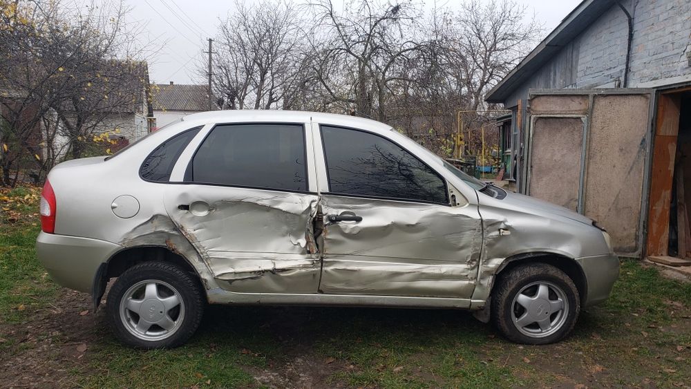 Продаю автомобіль ВАЗ 1118