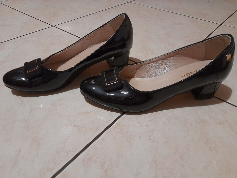 Buty Calzado polskie, skórzane 39