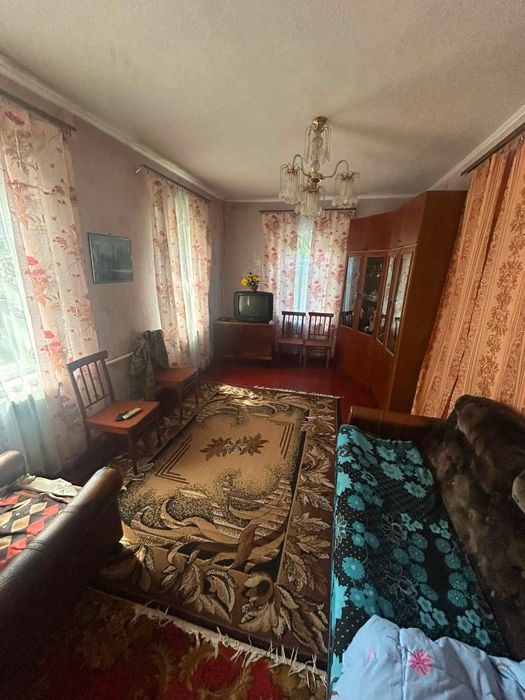 ТОРГ Продається будинок в районі ЧОЛІВКА (провулок)